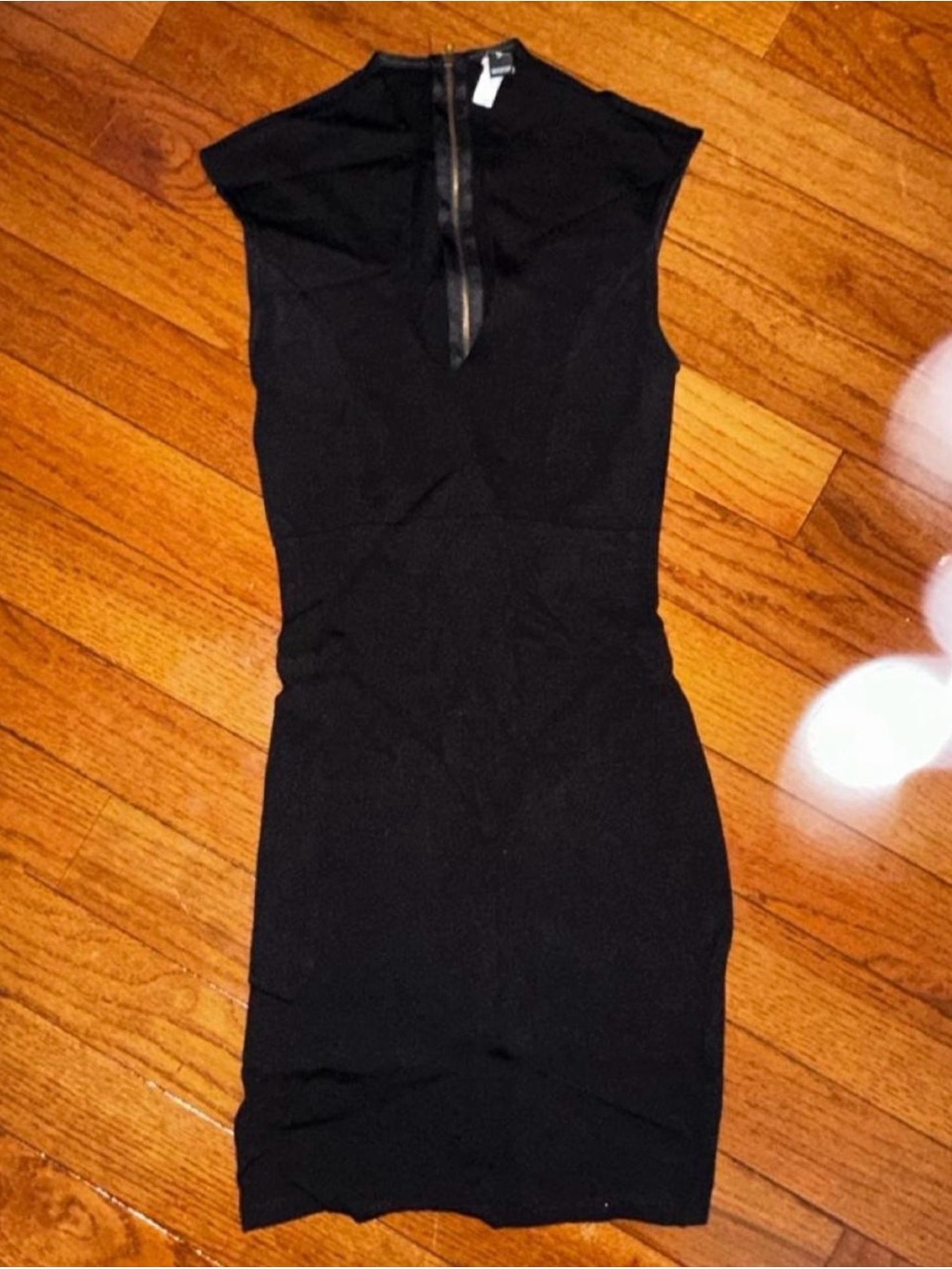 Windsor Black Cap-Sleeve Mini Dress with Front Zip